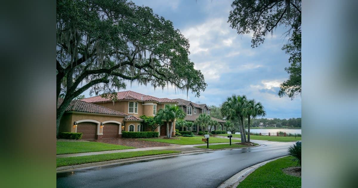 The Friction Tax: Why Central Florida Sellers Must Weigh Repair Costs Against Buyer Discounts