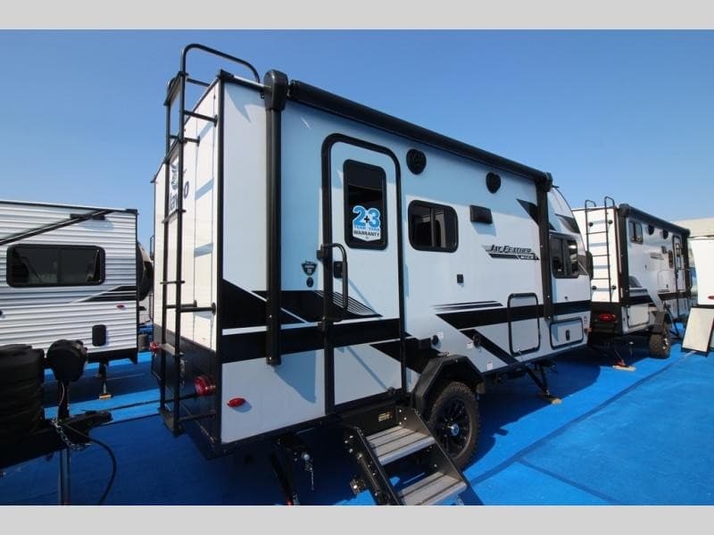 Pete's RV Center Expands Used Camper Selection and Financing Across New England Locations