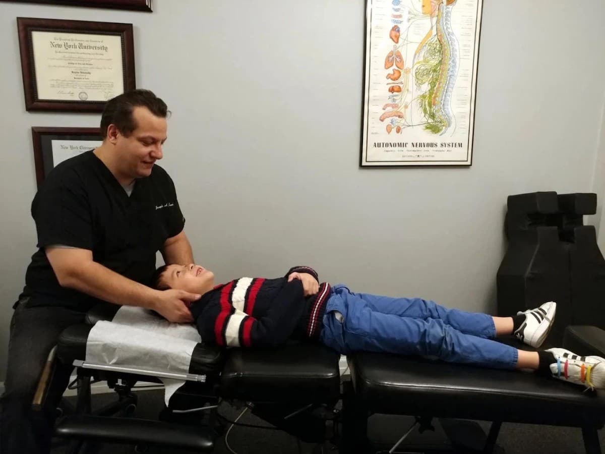 Cucci Chiropractic Celebrates Over 25 Years, Now Offers Spanish Intake Forms