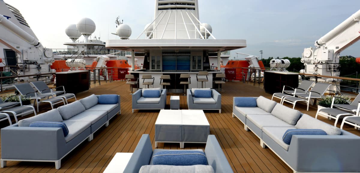 Cruise Lines Upgrade with Luxury Outdoor Furniture in 2025