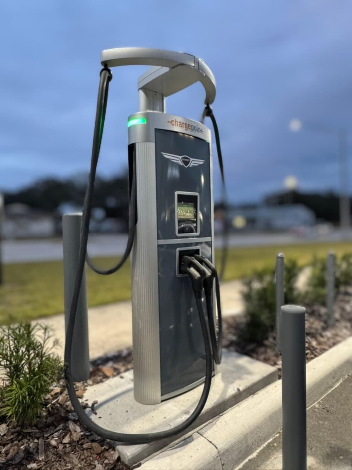 Energy Guardian Platform Reduces Summer Demand Charges for EV Charging Sites Regardless of Charger Brand