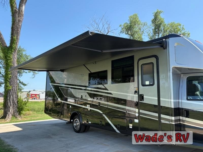Wade’s RV Expands Concord Motorhome Inventory in Oklahoma