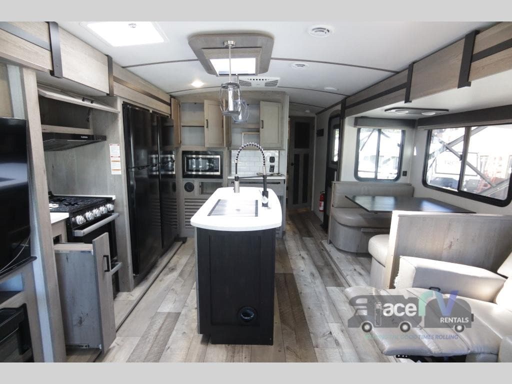 Pet-Friendly RV Rentals Expand as Ace RV Rentals Meets Growing Mid-Atlantic Demand