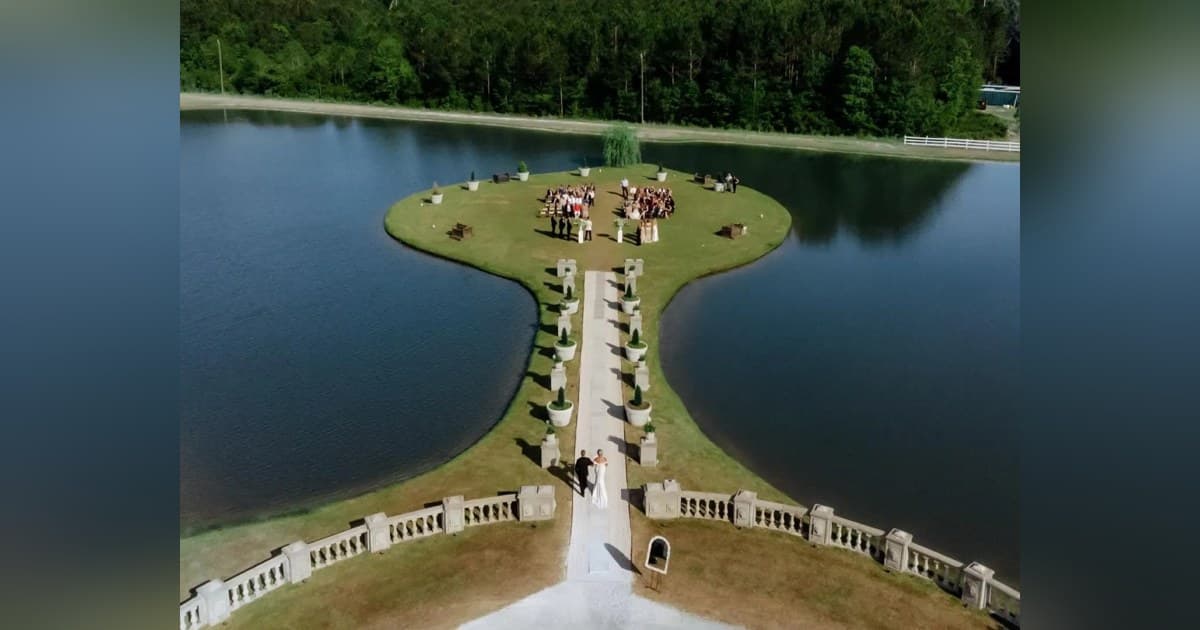Chateau 1800 Opens as 57-Acre Private Estate Wedding Venue Near Savannah with Capacity for 1,500 Guests
